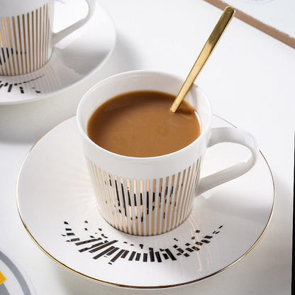 MirrorSip - Verwandle Deinen Kaffee in atemberaubende visuelle Momente