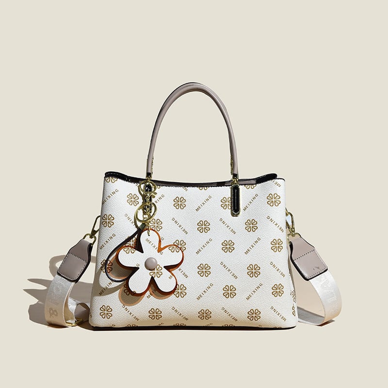 Ysabel – Vintage Ledertasche mit Blumenmuster und Accessoires