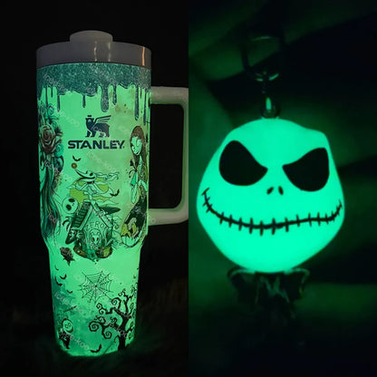 FestiveSip – Leuchtender Isolierbecher mit magischem Tag-Nacht-Design
