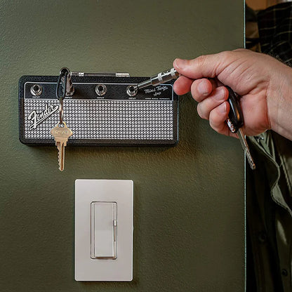 RockKey – Schlüsselhalter in Gitarrenform aus robustem Metall mit stylischem Design