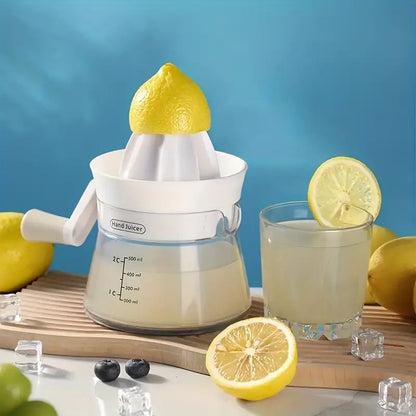 JuiceEase – Manueller Hand Entsafter mit Griff und Ausgießer