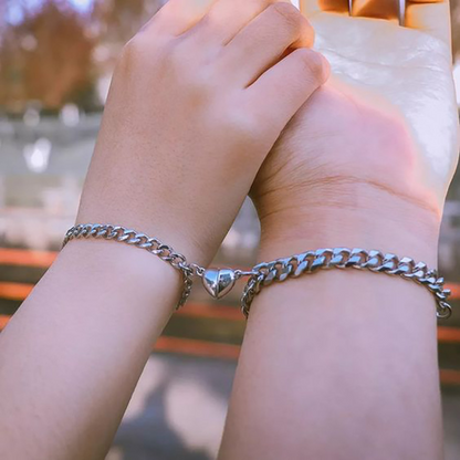 HeartLink – Magnetisches Paararmband für endlose Liebe