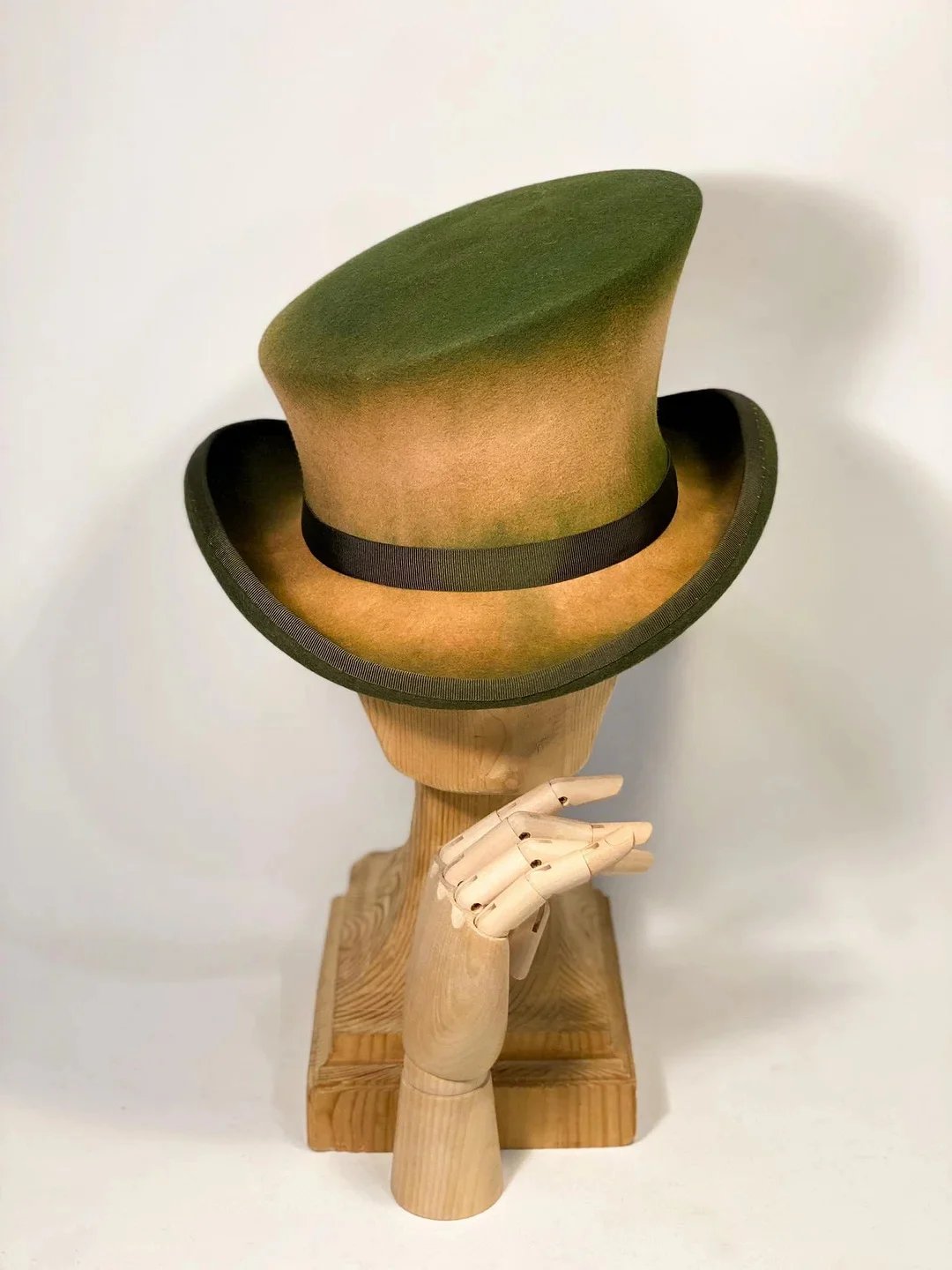 TwistHat – Handmade asymmetric wool top hat with stylish flair