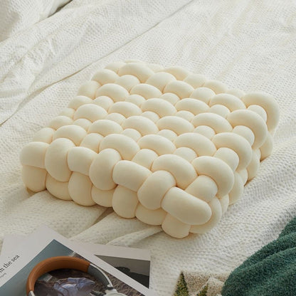 CozyNest - Ultimatives weiches Knoten-Kissen für kuscheligen Komfort & Stil