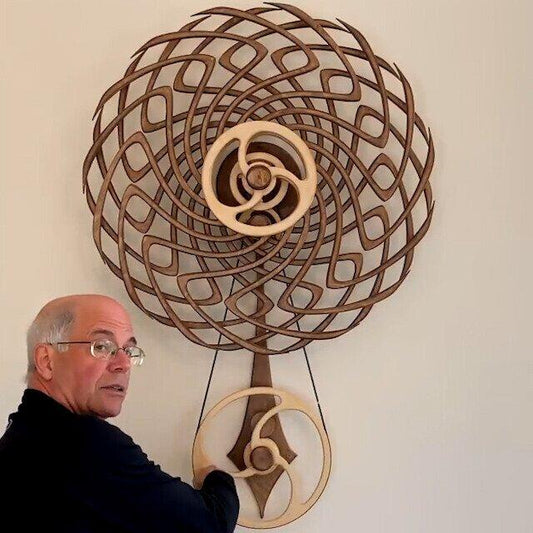 KineticCraft – Zeitlose künstlerische Bewegungsskulptur