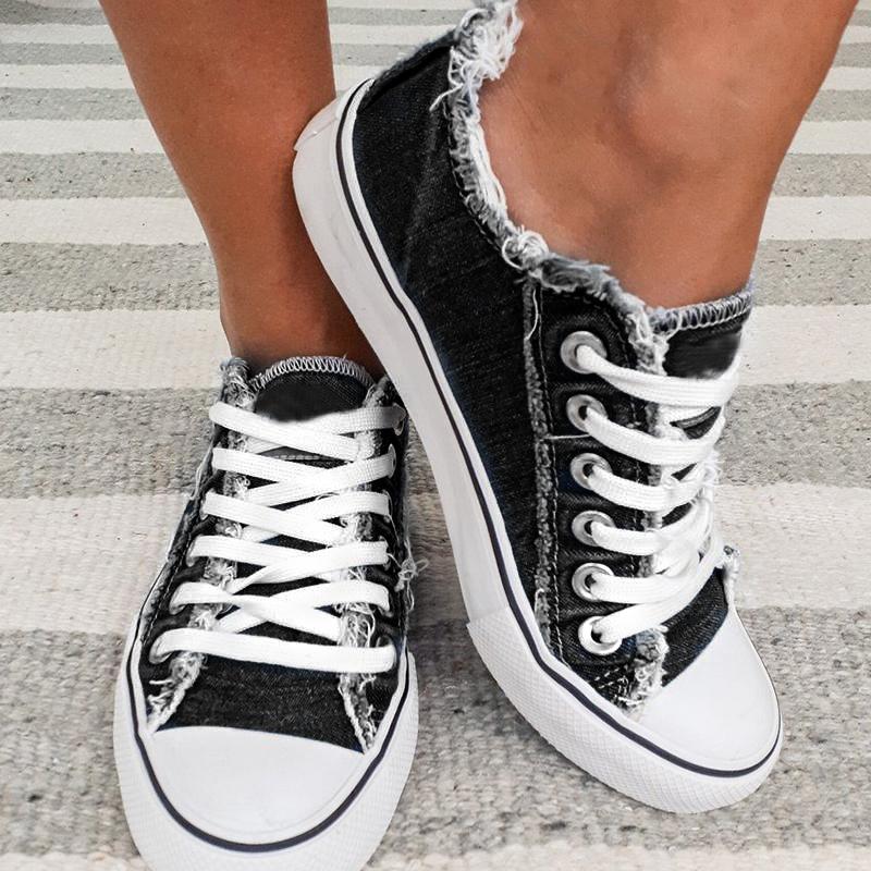 FloraWalk – Canvas-Schnürsneaker mit buntem Blumenmuster