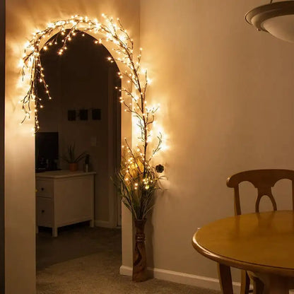 VineLight – Lichterketten im Weinranken-Design für ein warmes Wohnambiente