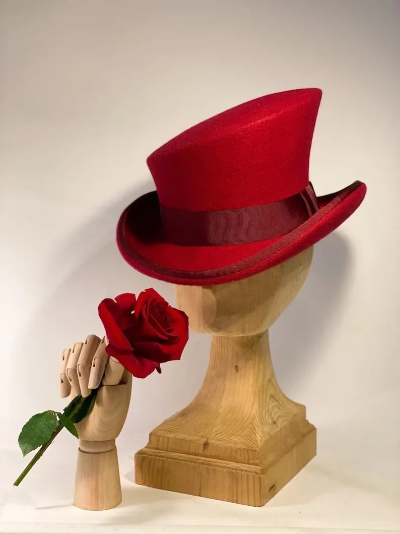 TwistHat – Handmade asymmetric wool top hat with stylish flair