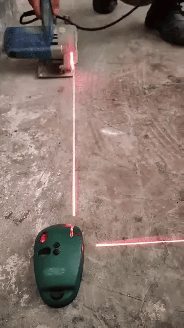 LevelPro – 2 Linien Laserwasserwaage mit 90° Winkelausrichtung