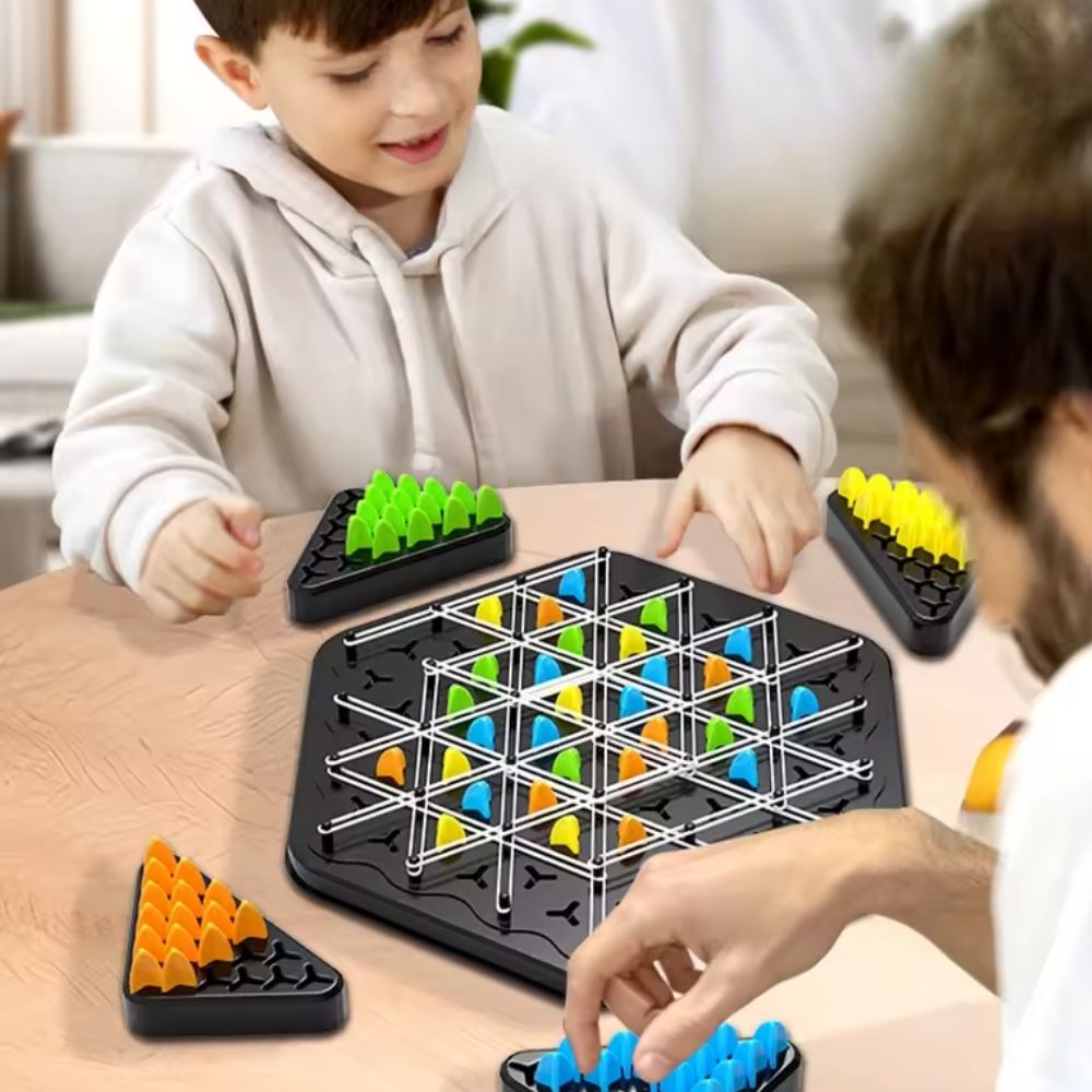 KnotLogic – Magnetisches Strategie-Schachbrettspiel