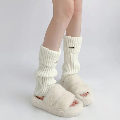 SnugLayer – Kuschelige Socken im Y2K-Stil mit lebendigen, verspielten Mustern
