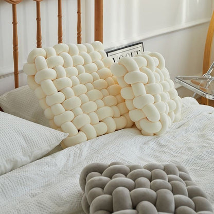 CozyNest - Ultimatives weiches Knoten-Kissen für kuscheligen Komfort & Stil