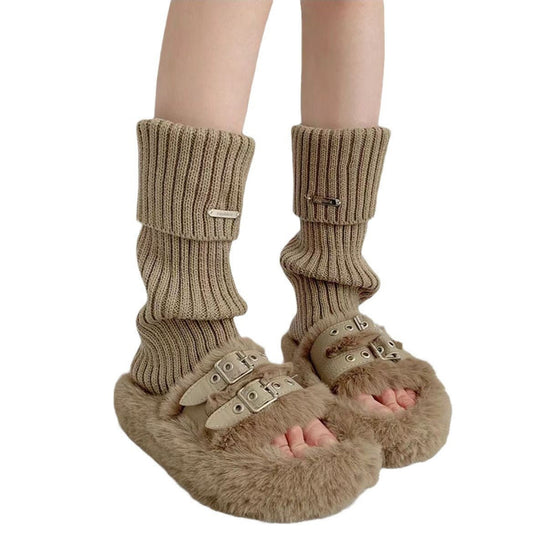 SnugLayer – Kuschelige Socken im Y2K-Stil mit lebendigen, verspielten Mustern