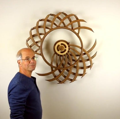 KineticCraft – Zeitlose künstlerische Bewegungsskulptur