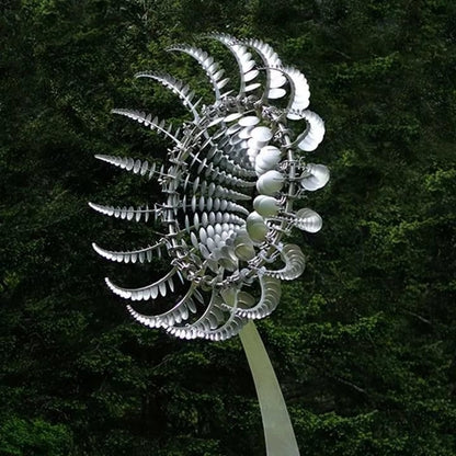 GardenWhirl – Metall Windmühlenskulptur für elegante Gartendekoration