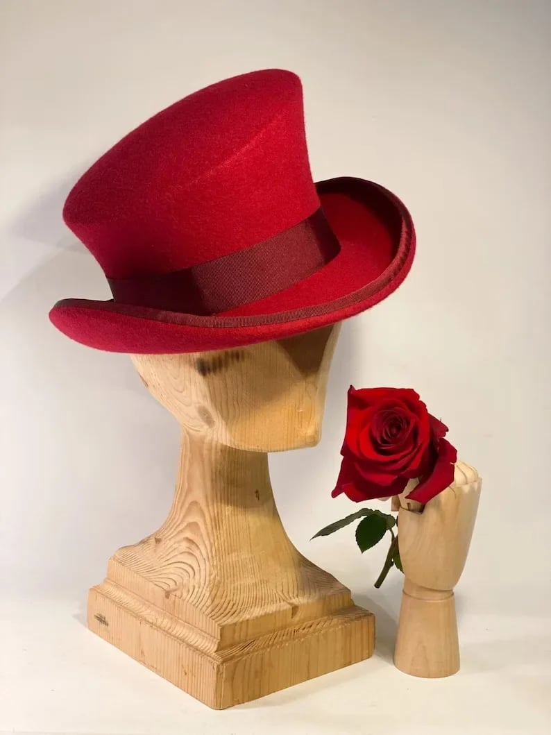 TwistHat – Handmade asymmetric wool top hat with stylish flair
