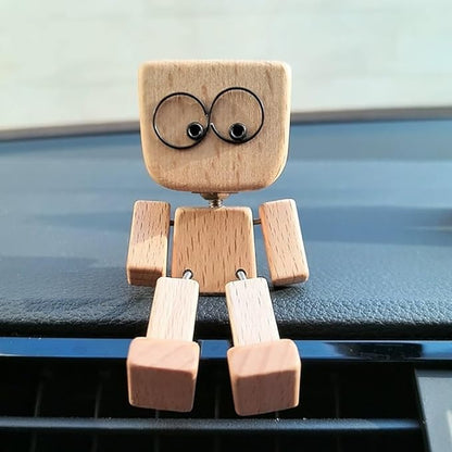 TimberTales – Handgefertigte Wackelfigur aus Holz für Haus und Auto