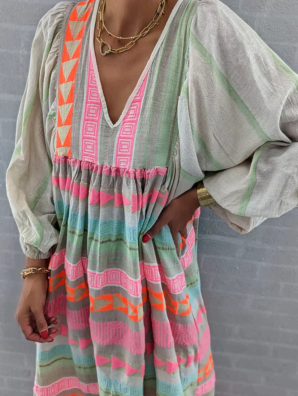 Mira – Farbenfrohes Sommerkleid für jede Gelegenheit