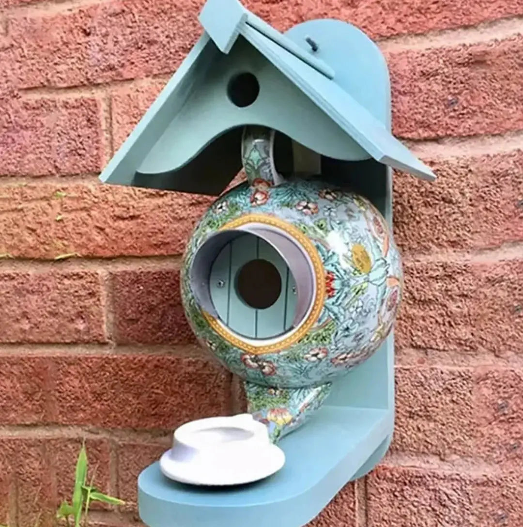 ChirpyPot – Teekannen-Vogelhaus für ein farbenfrohes Gartenparadies im Freien