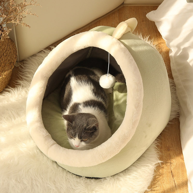 SnuggleNest – Weiches und stilvolles Katzenbett, das jedes Haustier liebt