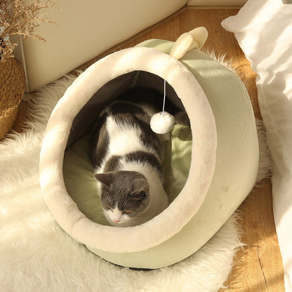 SnuggleNest – Weiches und stilvolles Katzenbett, das jedes Haustier liebt