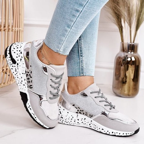 Nora – Bequeme Orthopädische Sneaker für tägliche Unterstützung