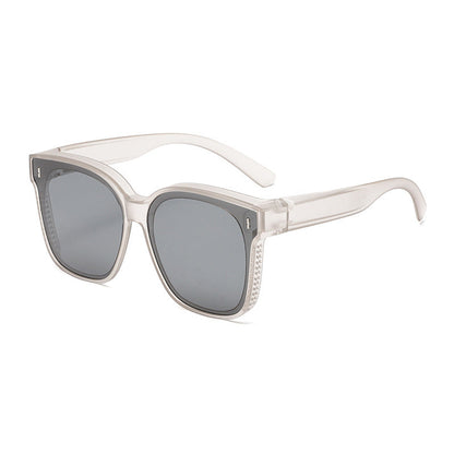 SunCover – Bequeme Clip-On-Sonnenbrille zum Überziehen
