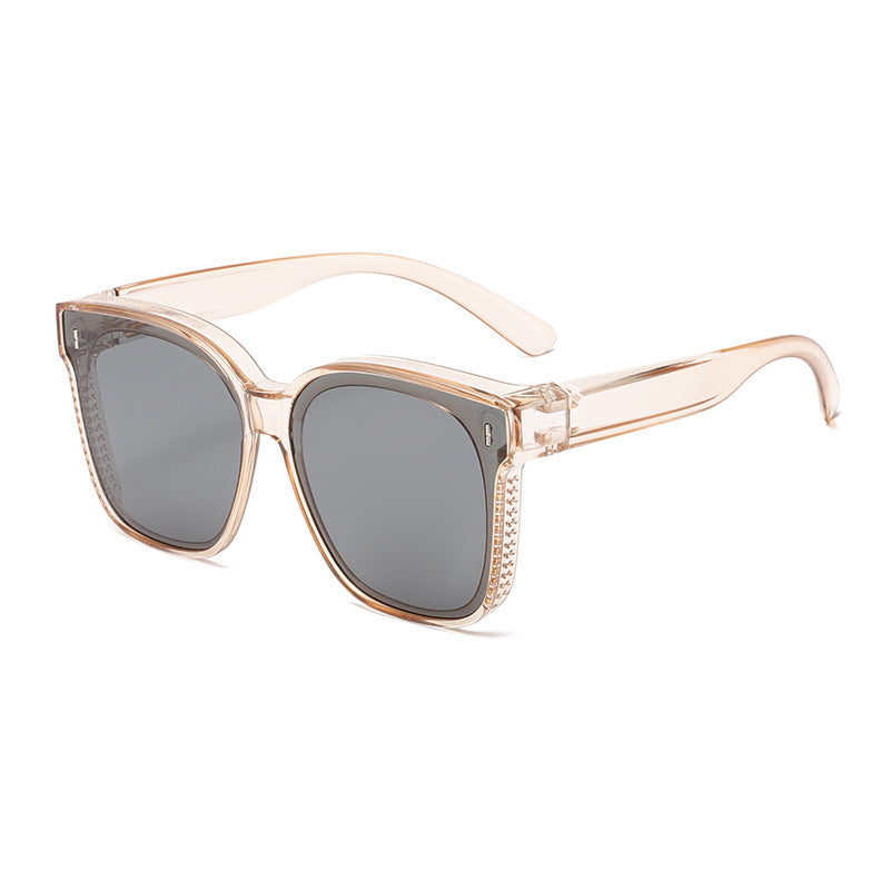 SunCover – Bequeme Clip-On-Sonnenbrille zum Überziehen