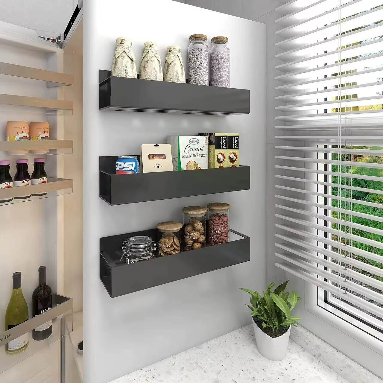 MagShelf – Magnetisches Kühlschrankregal für zusätzlichen Stauraum in der Küche