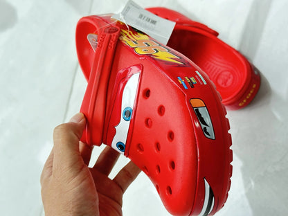 SpeedStep – Lightning McQueen Crocs für Spaß und Komfort