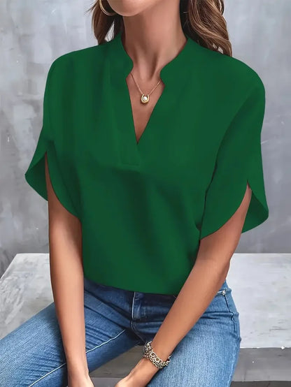 Isalie – Elegante V-Ausschnitt-Bluse mit fließendem Stoff