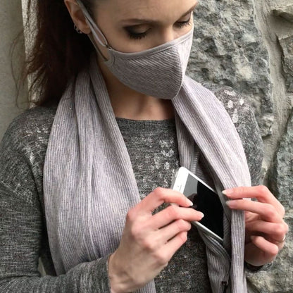 PocketShawl – Winterschal mit versteckter Tasche für Wertsachen