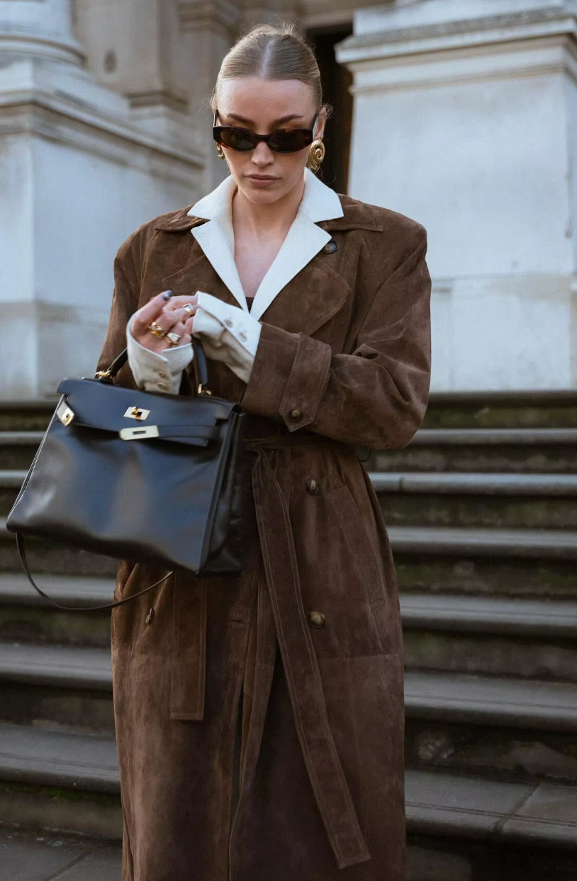 Vienna – Wildleder-Trenchcoat für eleganten Alltagsstil