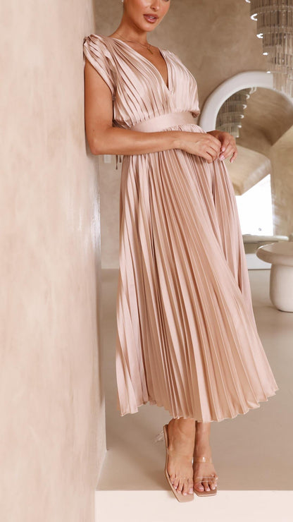 Maria – Elegantes Plisseekleid für gehobenen Stil