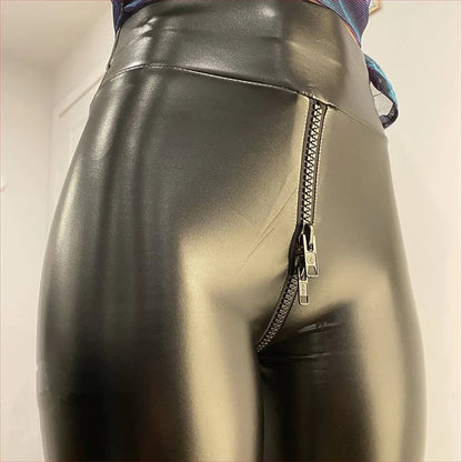 Gretchen – Matte Leather-Look Trousers for Bold, Stylish Statements