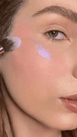 LumaGlow – Vielseitiges Puder für Augen, Lippen und Wangenhighlights