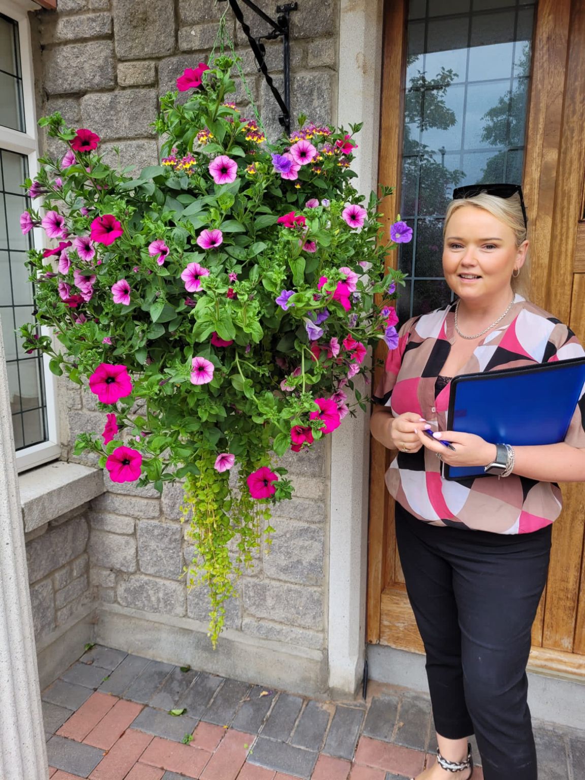 GlowBlossom – Künstliche Morgenröte-Blume für ganzjährige Lebendigkeit