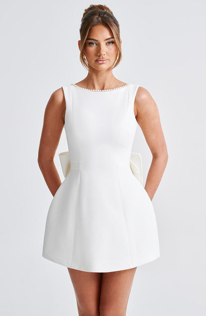 Heather – Kleid mit Schleife für einen schicken und vielseitigen Stil