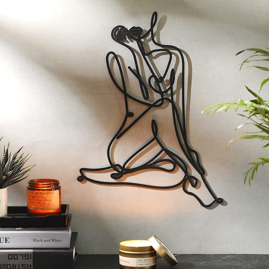 FemmeArt – Hochwertige Metallfigur für stilvolle Wohnraumgestaltung