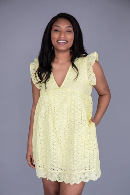 Brooke – Fließender Spitzenkleid-Strampler mit integrierten Shorts