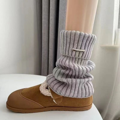 SnugLayer – Kuschelige Socken im Y2K-Stil mit lebendigen, verspielten Mustern