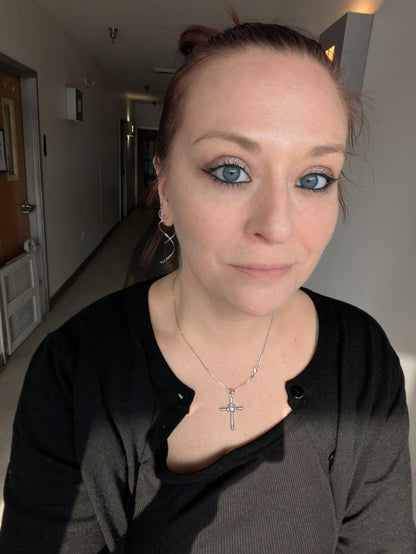 MysticLine – Pflanzlicher Eyeliner für langanhaltende, intensive Farbe