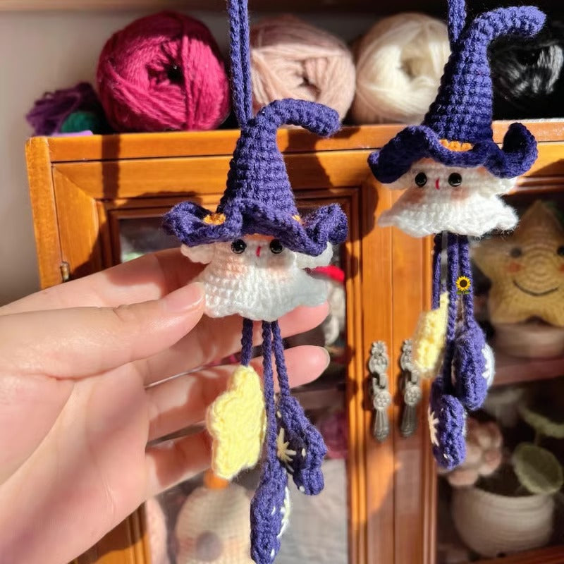 GhostlyKnots – Handgehäkeltes Halloween-Set mit gruseligem Anhänger