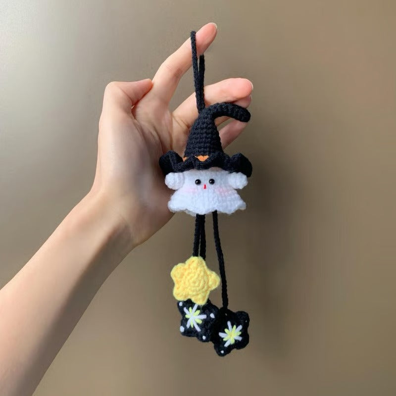 GhostlyKnots – Handgehäkeltes Halloween-Set mit gruseligem Anhänger