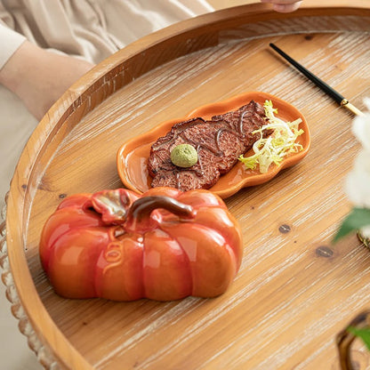 PumpkinWare – Kürbisförmiger Keramikteller mit kunstvollem Design