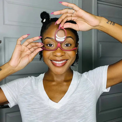 MirrorVue – Schminkbrille mit schwenkbarer Vergrößerungslinse