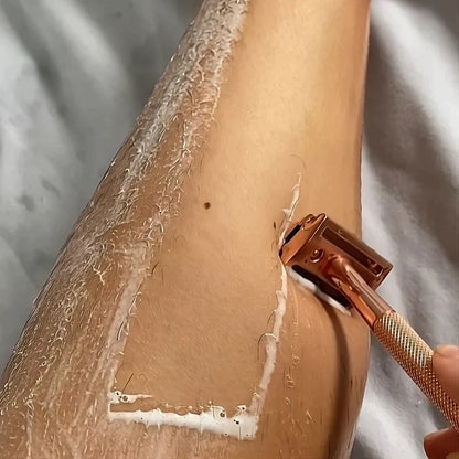 SmoothShave – Premium-Metallrasierer für mühelose Pflege