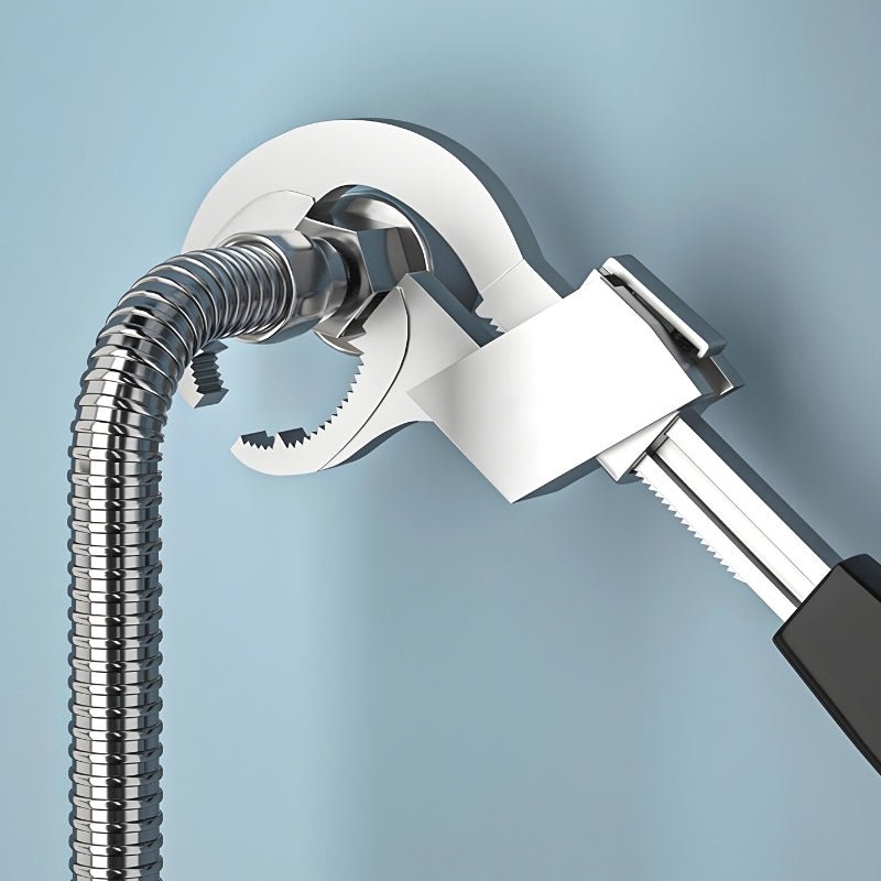WrenchEase – Einfach zu verwendendes Klempnerwerkzeug für Rohrreparaturen