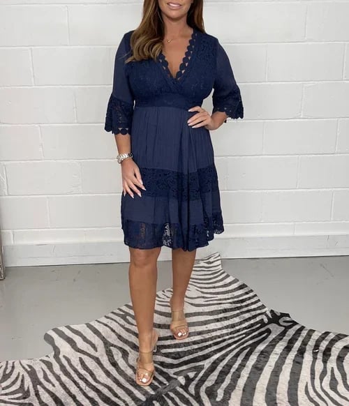 Harper – Besticktes Spitzenkleid im eleganten Casual-Stil