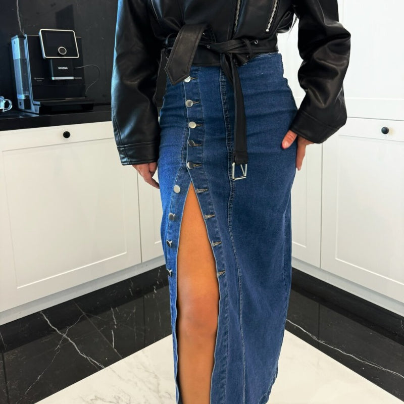 Nikoletta – Figurbetonter Jeansrock mit trendiger Knopfleiste